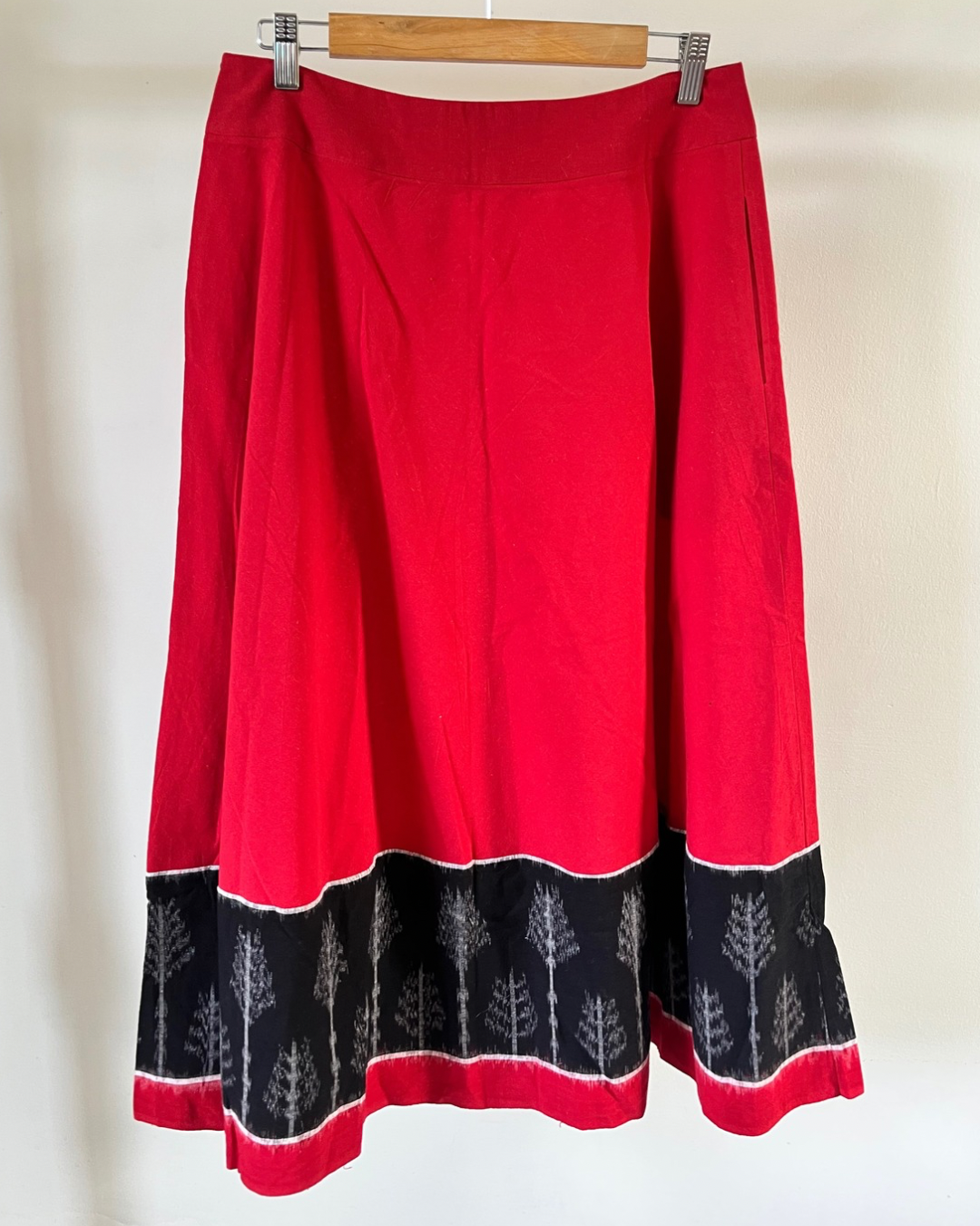Nila Skirt - red cotton with ikkat border