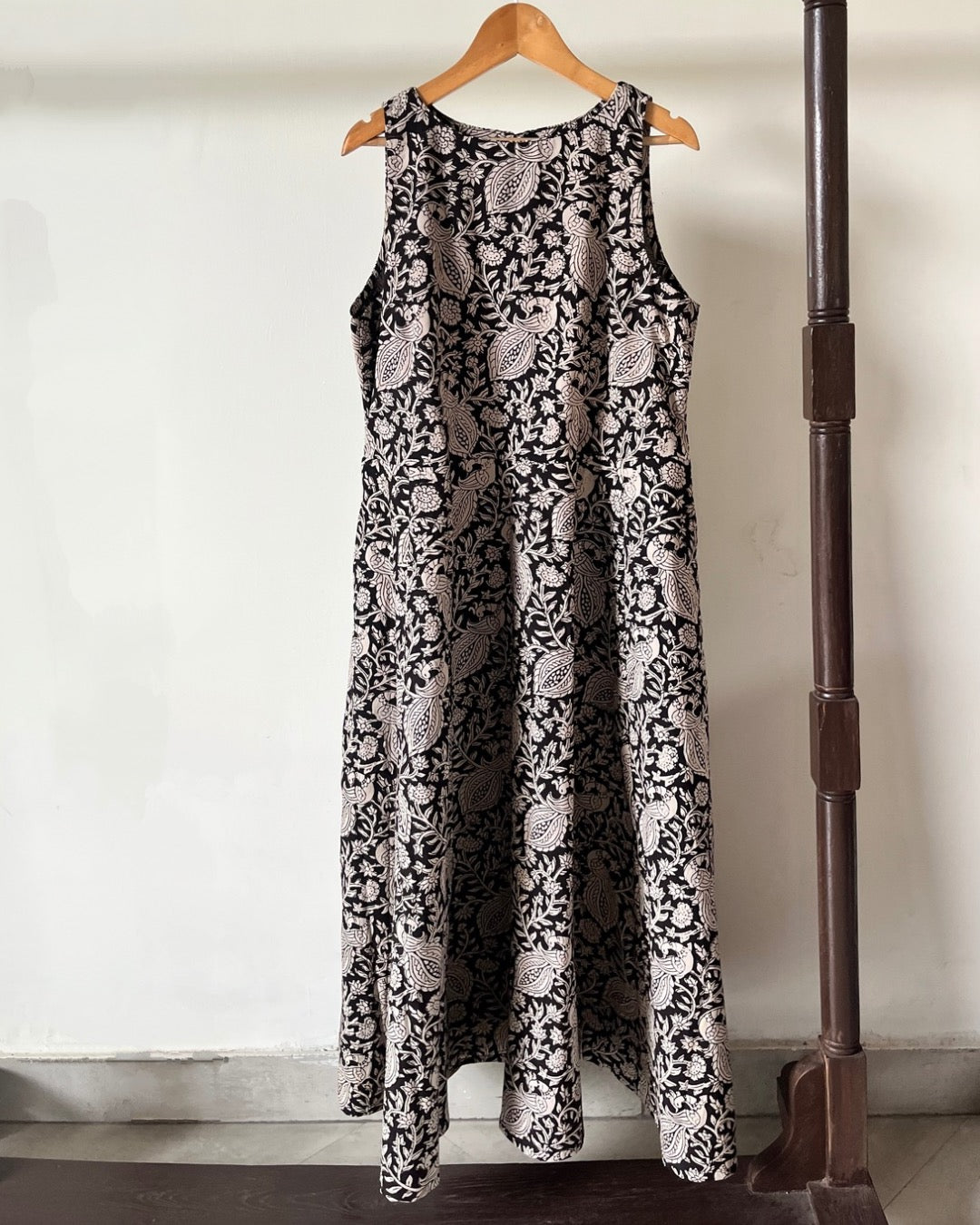 Varada Dress - black peacock block