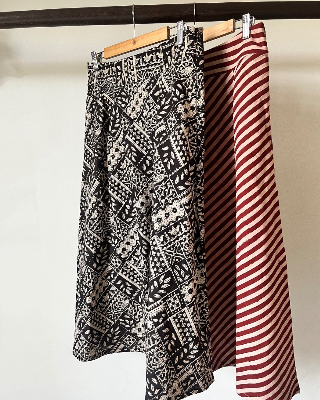 Nila Skirt - black block print