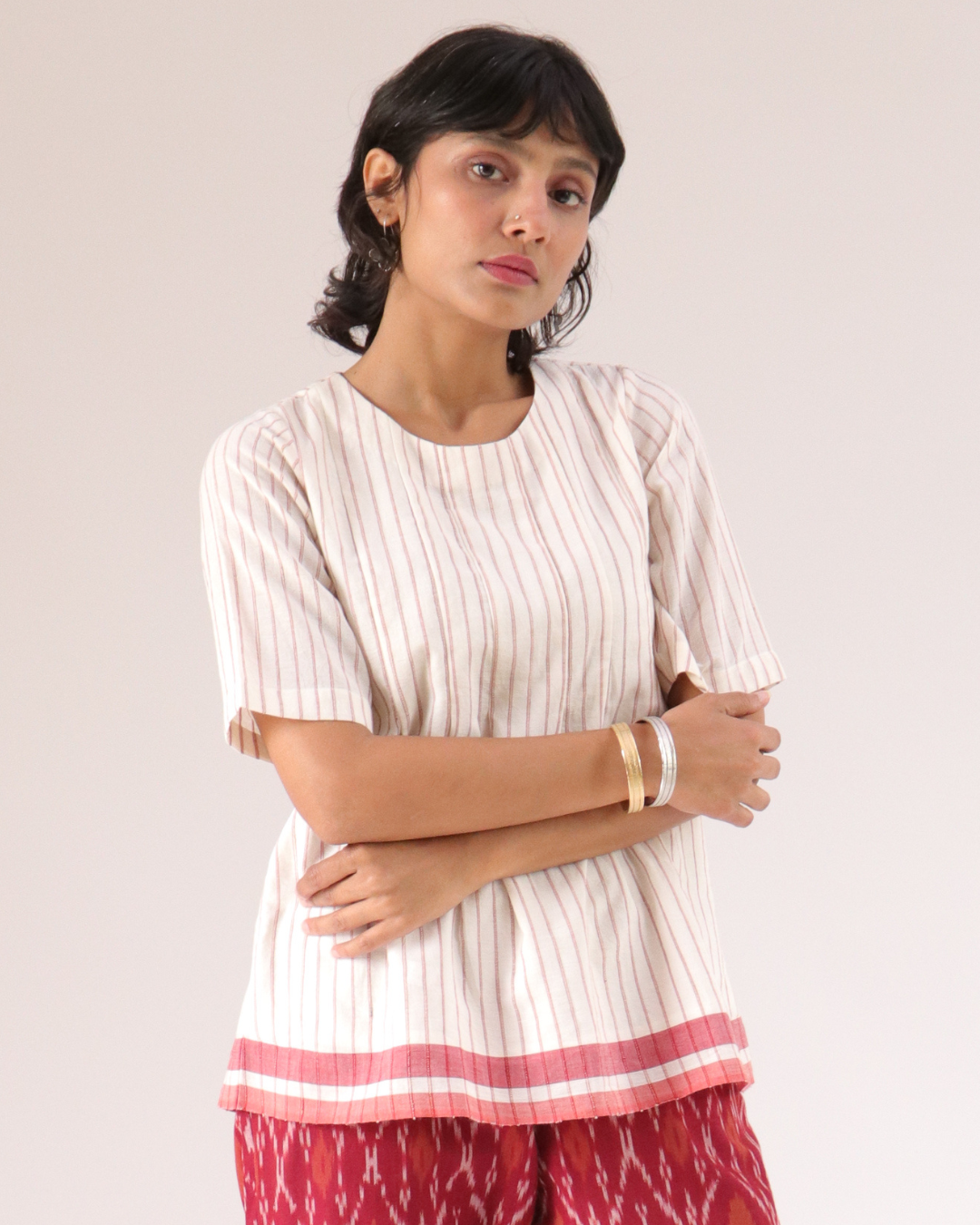 Avni - Off White Red mulmul