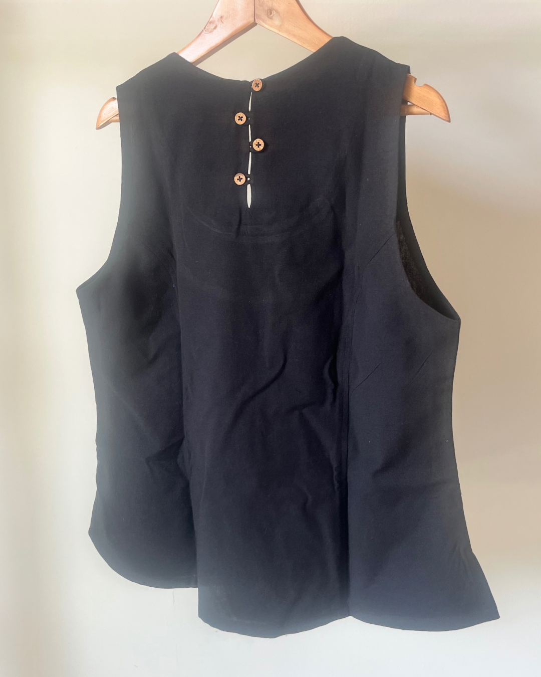 Zig Zag sleeveless- Black Cotton