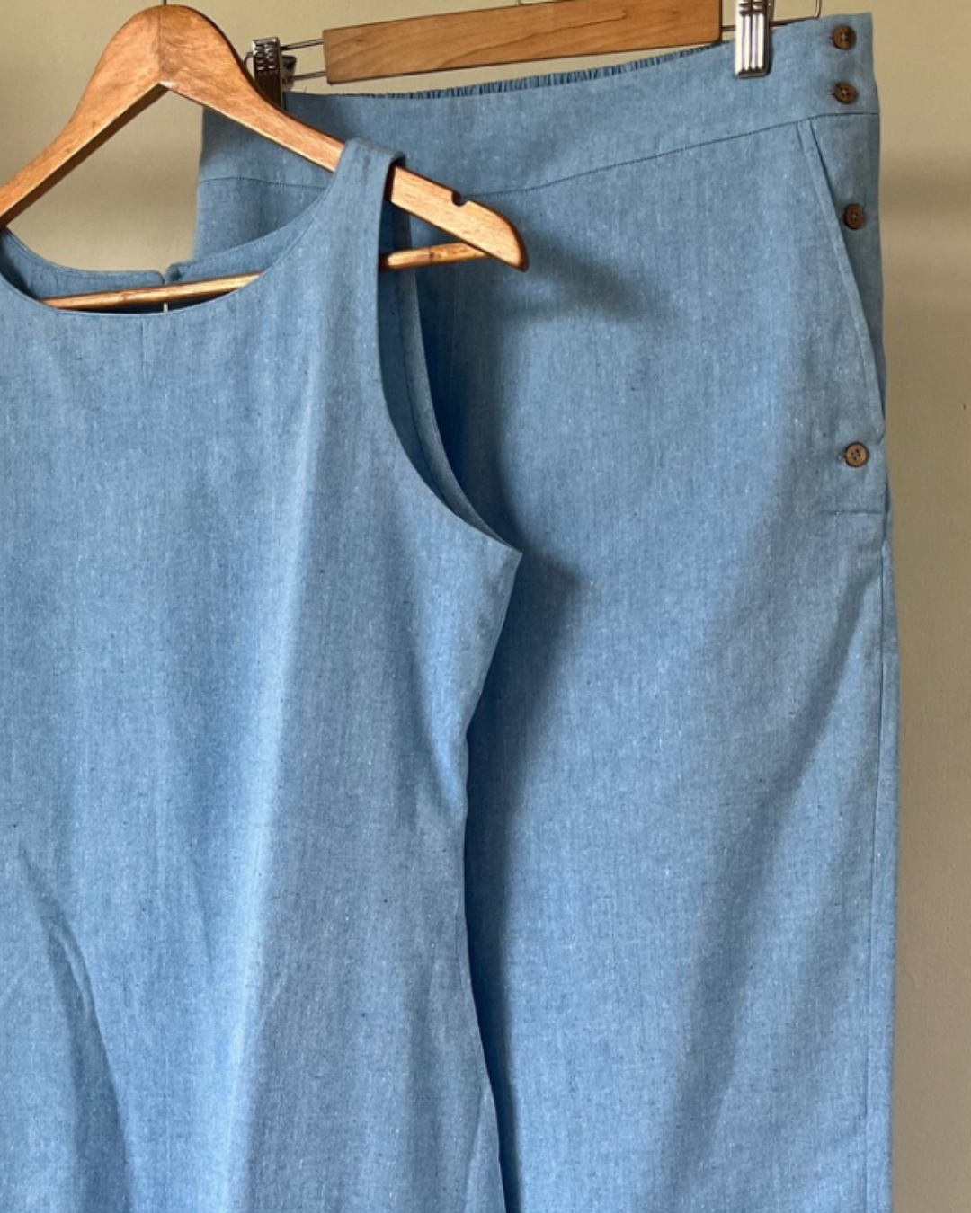 Amrit Kurta and Sail edit pants - light blue cotton