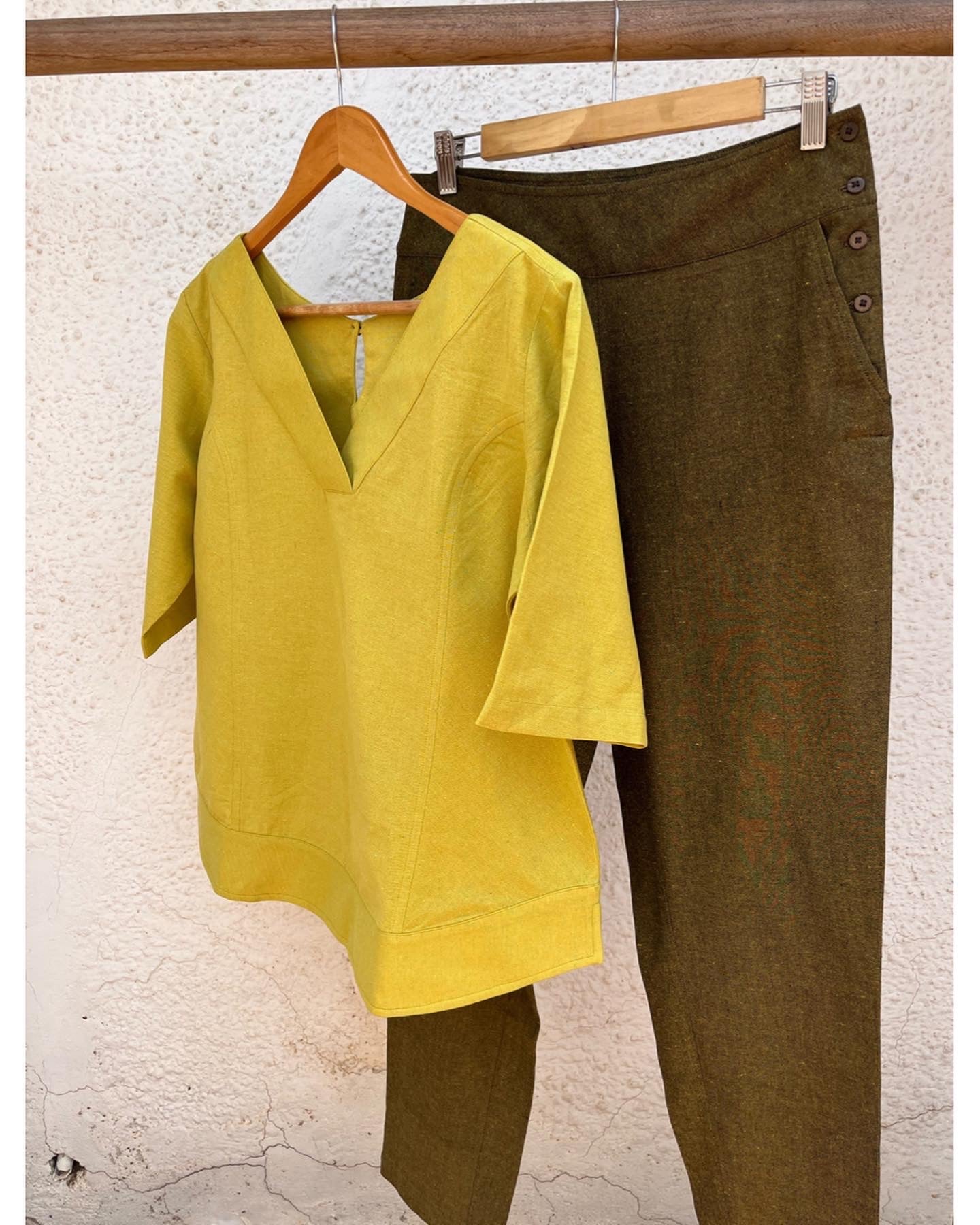 Gypsy Top (sleeved) - Yellow Green Cotton