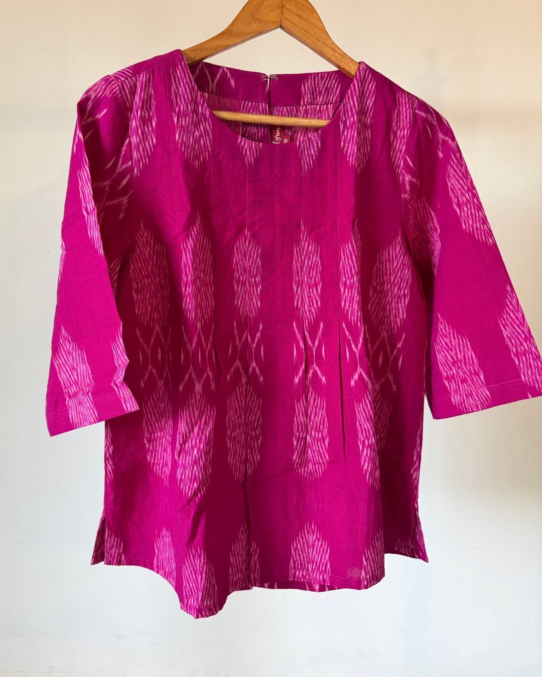 Avni Top - pink ikkat
