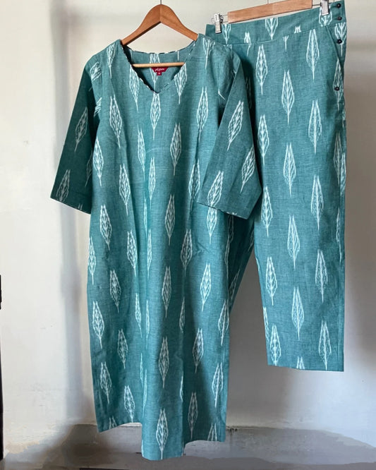 Minakshi Kurta and Sail edit pants - green ikkat