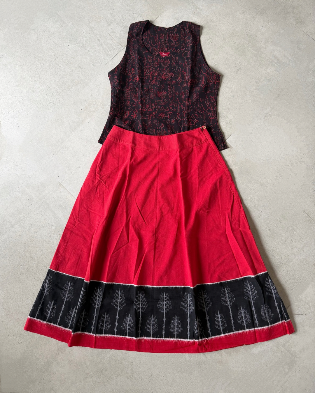 Nila Skirt - red cotton with ikkat border