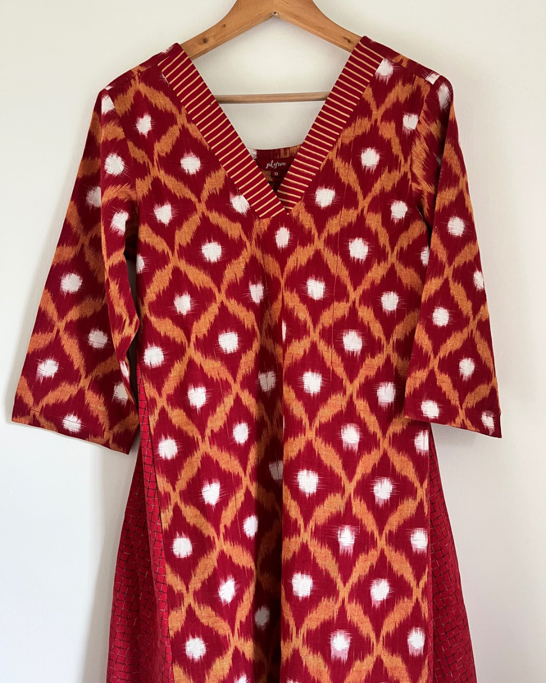Siya Kurta - red ikkat