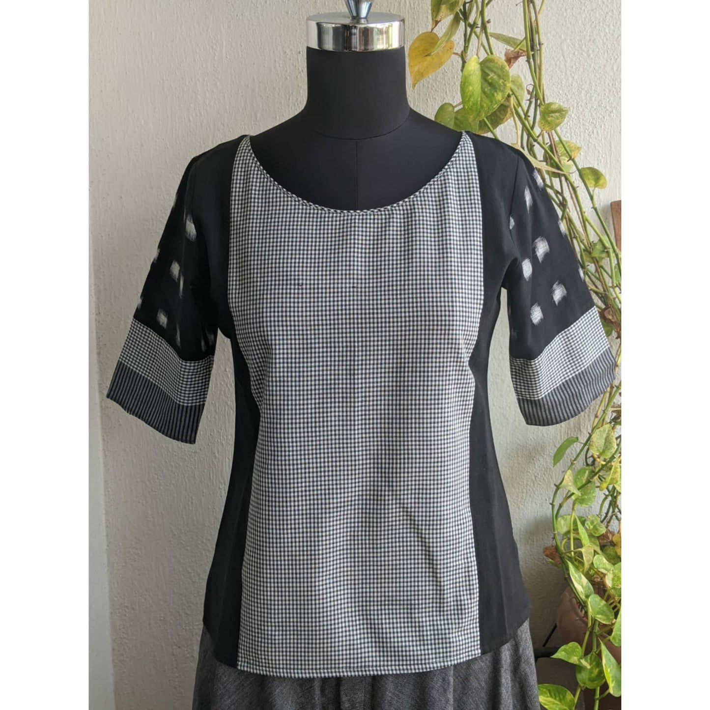 Antara Top - Black white cotton