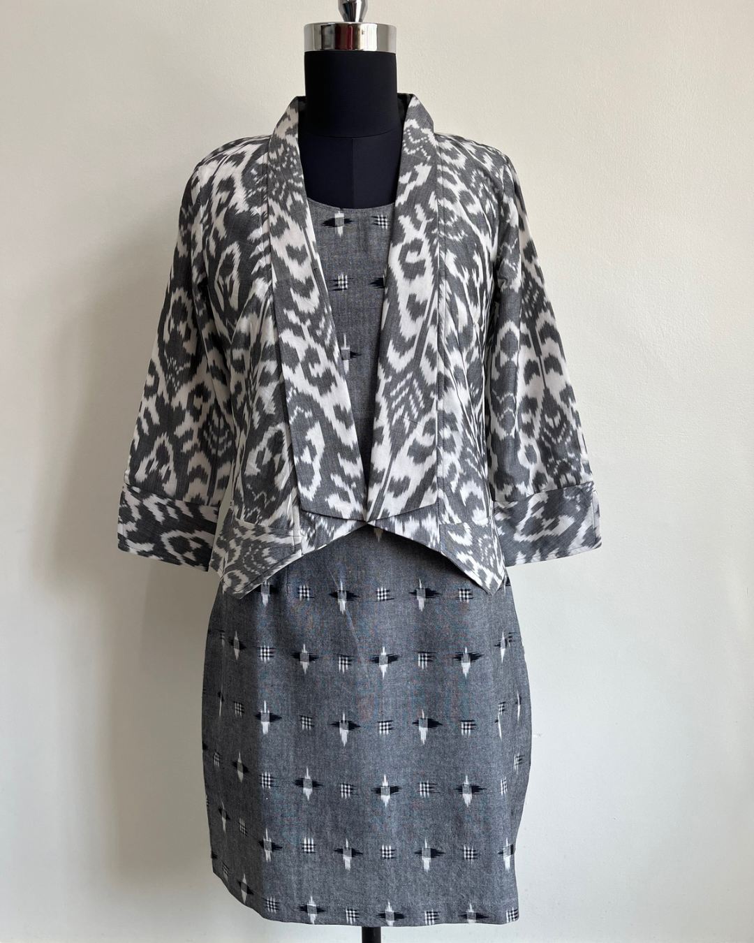 Bloom - Grey Black White Ikat